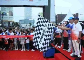 Bank Lampung Menyala di Tugu Adipura, Ribuan Peserta Ikuti Bank Lampung Run 2025 