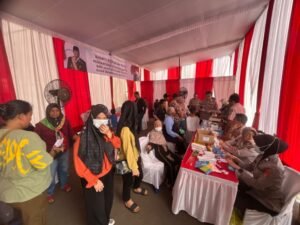 Ratusan Warga Bandar Lampung Ikuti Pemeriksaan Kesehatan Gratis