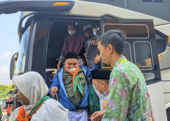 Suasana saat kepulangan jemaah haji asal Lampung di Asrama Haji Rajabasa pada 2024 lalu. (Foto: Lampost.co/Umar Robbani)