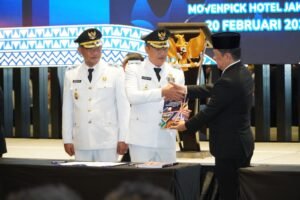 Disaksikan Gubernur Lampung, Bupati dan Wakil Bupati Tubaba Lakukan Serah Terima Jabatan