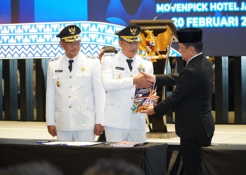 Disaksikan Gubernur Lampung, Bupati dan Wakil Bupati Tubaba Lakukan Serah Terima Jabatan