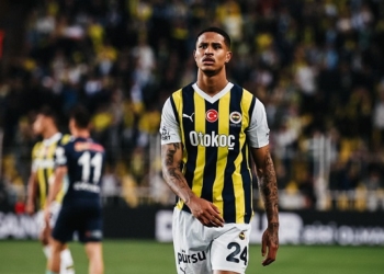 Warga Turki Tolak Naturalisasi Pemain Fenerbahce Keturunan Indonesia