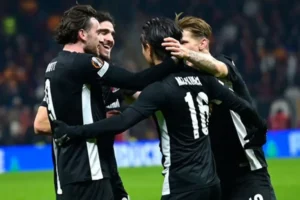 Imbang di Markas Galatasaray, AZ Alkmaar ke Babak 16 Besar