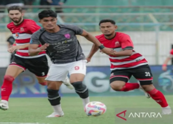 madura united vs Persis Solo