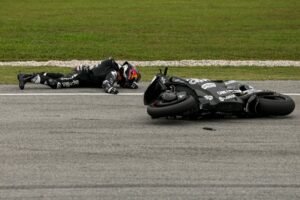 Martin dan Diggia Kecelakaan Parah di Tes Resmi Sepang