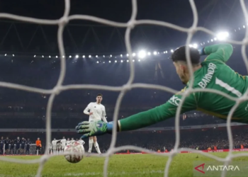 putaran III Piala FA Arsenal vs MU