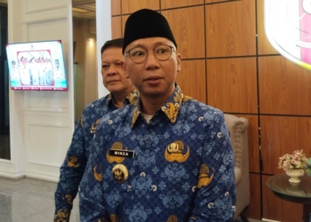Gubernur Lampung, Rahmat Mirzani Djausal.