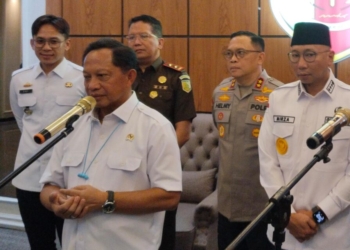 Mendagri Tito Karnavian Perintahkan Kepala Daerah di Lampung Segera Perbaiki Jalan Rusak  