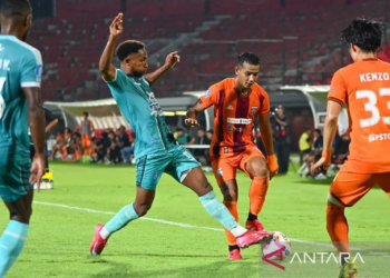 PSBS biak vs Borneo fc