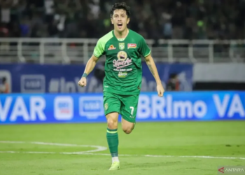 Pemain Persebaya Surabaya Francisco Rivera