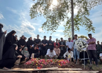 Pemakaman Bripda M Ghalib Surya Ganta