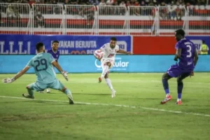 Malut United ke Lima Besar Usai Menang 2-1 atas Persita
