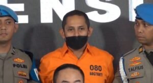 Eks Kapolres Ngada di Ambang Pemecatan