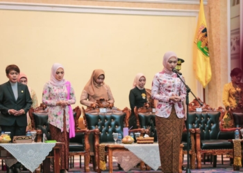 Wakil Gubernur Lampung, Jihan Nurlela saat Upacara Peringatan Hari Kartini Tahun 2025, Balai Keratun Lt. 3, Kantor Pemerintah Provinsi Lampung, Bandar Lampung, Senin, 21 April 2025. Dok. Adpim
