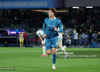 Napoli Terus Tempel Inter Milan di Puncak Klasemen Usai Menang Telak 3-0 atas Empoli