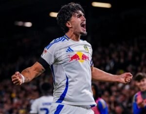 Bek Leeds United Keturunan Indonesia Diambang Naturalisasi