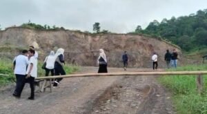DLH Lampung Segel Tambang Ilegal di Way Laga