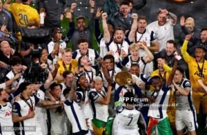 Tottenham Angkat Trofi Liga Europa 2024-2025!