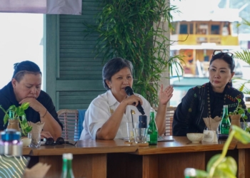 Wakil Ketua MPR RI Lestari Moerdijat saat membuka acara Forum Diskusi Aktual Berbangsa dan Bernegara MPR RI bertema Penguatan Pemimpin Perempuan: Feminisme Pancasila untuk Kepemimpinan Pro Keadilan bersama para tokoh perempuan Labuan Bajo, Nusa Tenggara Timur, Selasa, 6 Mei 2025. Dok