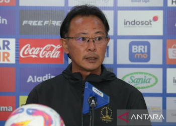 Pelatih Kepala Persis Solo Ong Kim Swee