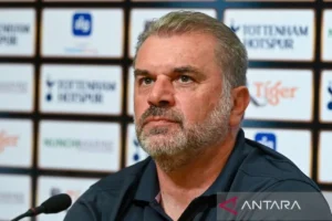 Postecoglou Ingin Spur Tampil Seperti Leg Pertama
