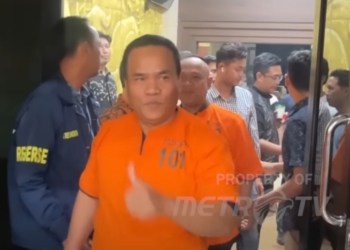 Ketua Kamar Dagang dan Industri (Kadin) Kota Cilegon, Muhammad Salim memakai baju tahanan. Dok/Metrotvnews