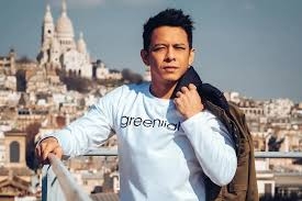 Ariel NOAH mengklarifikasi terkait kabar yang menyebut dirinya tak masalah lagunya dibawakan tanpa perlu izin.Dok/Instagram