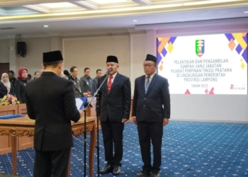 Pelantikan dua pejabat eselon II di lingkungan Provinsi Lampung, Kamis, 26 Juni 2025. 