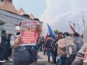 LBH Buka Posko Bantuan Hukum Untuk Aksi di DPRD Lampung