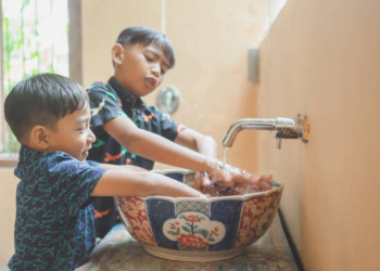 Penerapan PHBS pada Anak Disarankan Sejak Masuk SD