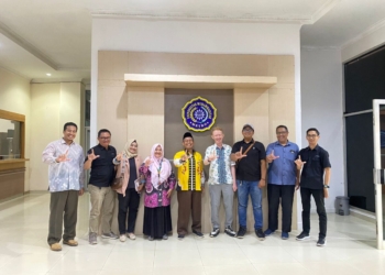 Universitas Muhammadiyah Metro (UM Metro) dan Lampung Post membangun kolaborasi strategis untuk meningkatkan kualitas pendidikan di tengah pesatnya kemajuan teknologi. (Foto: Lampost.co / Bambang Pamungkas)