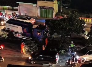 Kecelakaan Beruntun di Simpang RSUD Abdul Moeloek Diduga Rem Blong