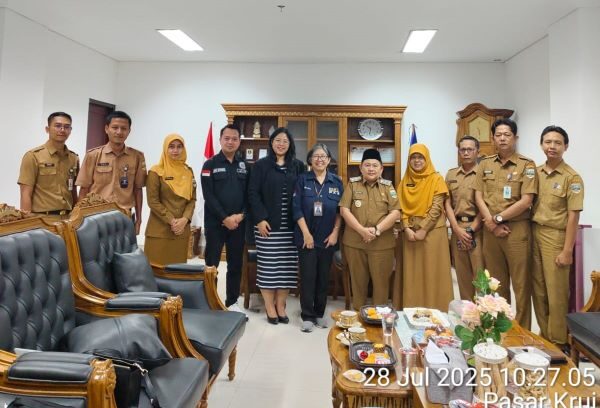 Jajaran Universitas Indonesia Mandiri (UIM) silaturahmi ke Wakil Bupati Pesisir Barat untuk peningkatan kerja sama bidang pendidikan. (Foto:Dok.UIM)