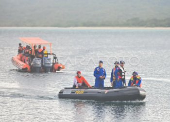Pencarian korban KMP Tunu yang tenggelam di selat Bali terus dilanjutkan dan investigasi diserahkan ke KNKT.