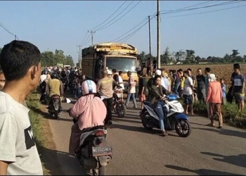 truk fuso kecelakaan