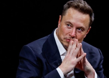 Elon Musk gugat Apple OpenAI