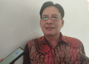 Pengamat Politik, Candrawansah usai menjadi pembicara dalam kegiatan Kita Indonesia, di Cafe Djawara, Sabtu, 23 Agustus 2025. (Foto: Lampost.co / Umar Rabbani)