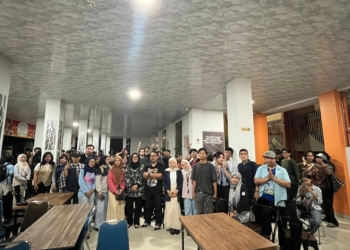 Enam organisasi mahasiswa Fakultas Ilmu Sosial dan Ilmu Politik Universitas Lampung (FISIP UNILA) menggelar nonton bareng (nobar) dan diskusi film Marlina si Pembunuh dalam Empat Babak karya Mouly Surya. Dok