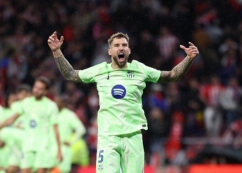 Barcelona Resmi Melepas Bek Veteran Inigo Martinez ke Al-Nassr