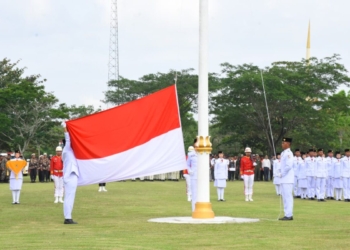Upacara Penurunan Bendera HUT ke-80 RI di Tubaba Berlangsung Khidmat