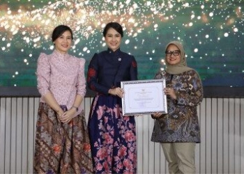 Kabupaten Lampung Timur kembali menorehkan prestasi membanggakan di tingkat nasional. Prestasi membanggakan tersebut didapatkan dalam ajang Penghargaan Kabupaten/Kota Layak Anak (KLA) 2025 yang diselenggarakan oleh Kementerian Pemberdayaan Perempuan dan Perlindungan Anak (Kemen PPPA),