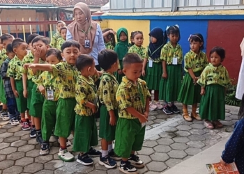 Guru PAUD (Lampost/Umar)