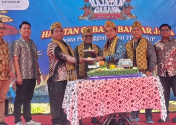 Ratusan Warga Meriahkan Hajatan FIFGROUP di Bandar Jaya