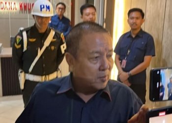 Gubernur Lampung Periode 2019-2024, Arinal Djunaidi usai diperiksa Kejaksaan Tinggi (Kejati) Lampung, Kamis, 4 September 2025. (Foto: Asrul Septian Malik)