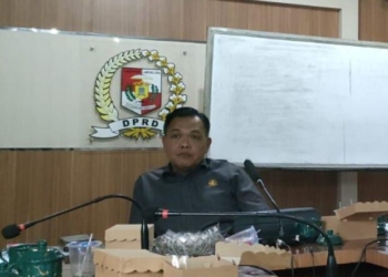Ketua Komisi IV DPRD Lampura, Imam Santosa saat ditemui di ruang rapat dewan setempat, Rabu, 10 September 2025. (Foto: Lampost.co/ Fajar Nofitra)