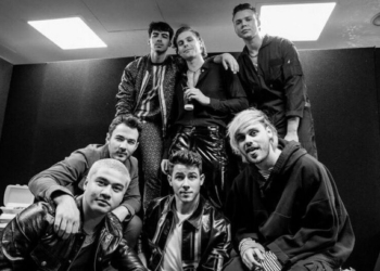 Jonas Brothers dan 5SOS