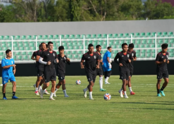 latihan pemain Malut United