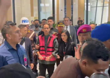 Mantan Mendikbudristek Nadiem Makarim dibawa ke rumah tahanan usai ditetapkan sebagai tersangka. DOK Istimewa