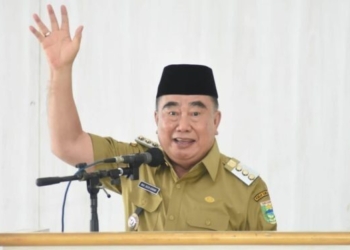 Bupati Tanggamus, Moh. Saleh Asnawi,