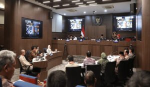 DKPP Berikan Sanksi Peringatan Keras kepada Rombongan KPU Pakai Jet Pribadi